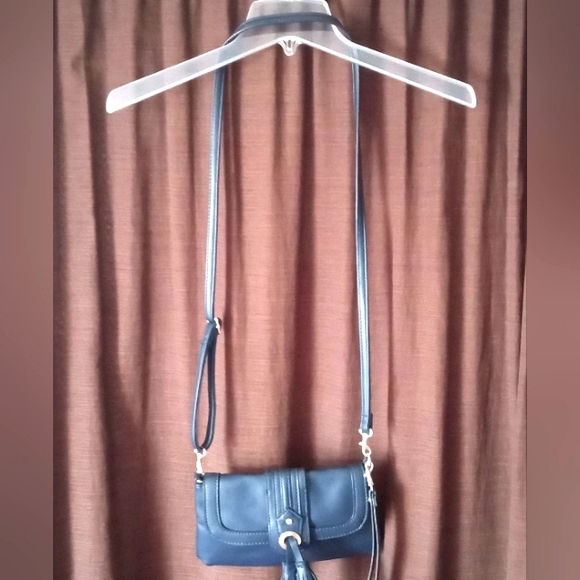 Tag - Picture 3 of 8